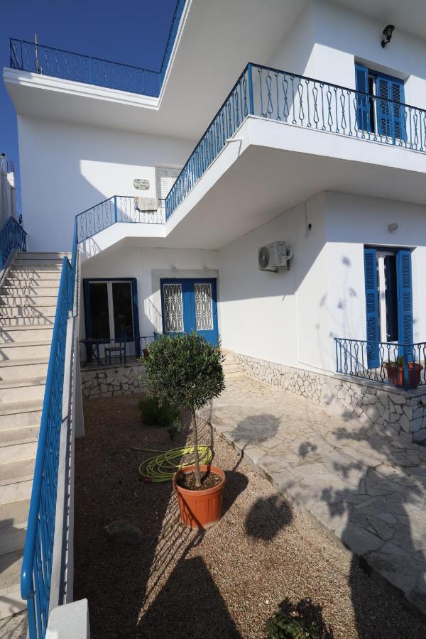 Traditional Town Garden Apartment Родос Экстерьер фото